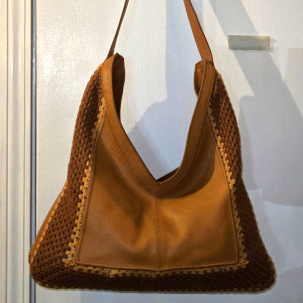 Hobo Shoulder Bag